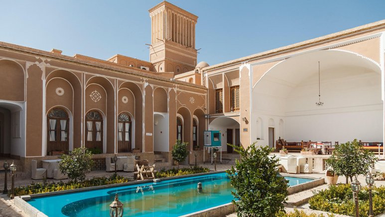 هتل لاله یزد - از هتلهای سنتی یزد